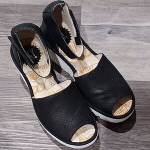 Fly London Black Women’s Peep-Toe, Ankle Strap Wedge Sandals